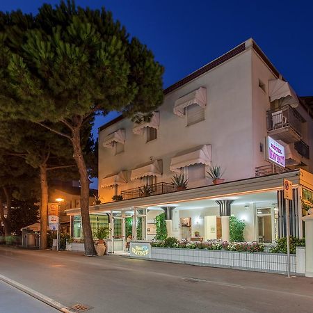 Hotel Benvenuti Gatteo a Mare Exterior foto